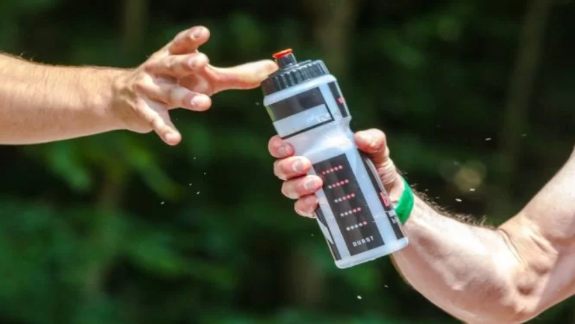 Wie kann man Dehydration verhindern? Sechs Anzeichen dafür, dass Ihr Körper mehr Flüssigkeit braucht