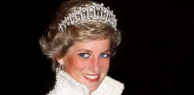 Ungewöhnliche Bilder von Prinzessin Diana, einer der am meisten fotografierten Menschen der Welt